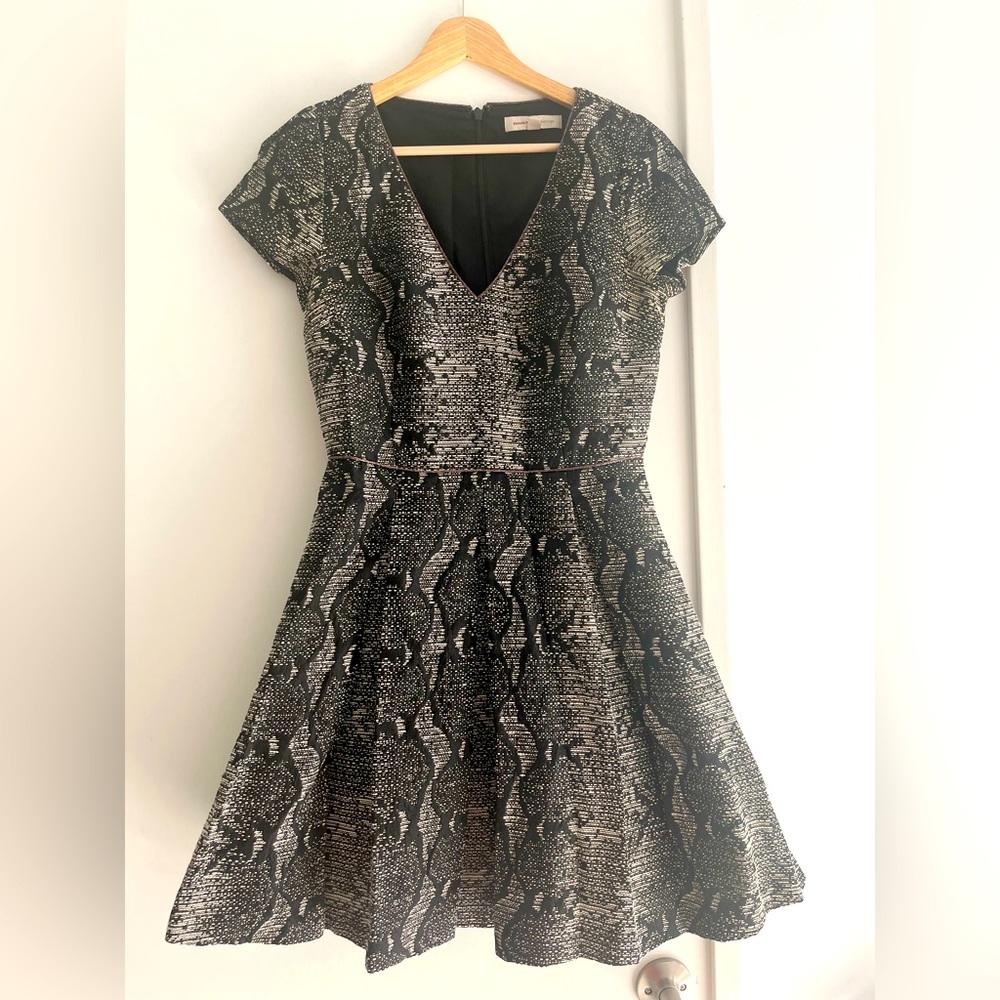 Snake print  dress with settle rose gold inlay
